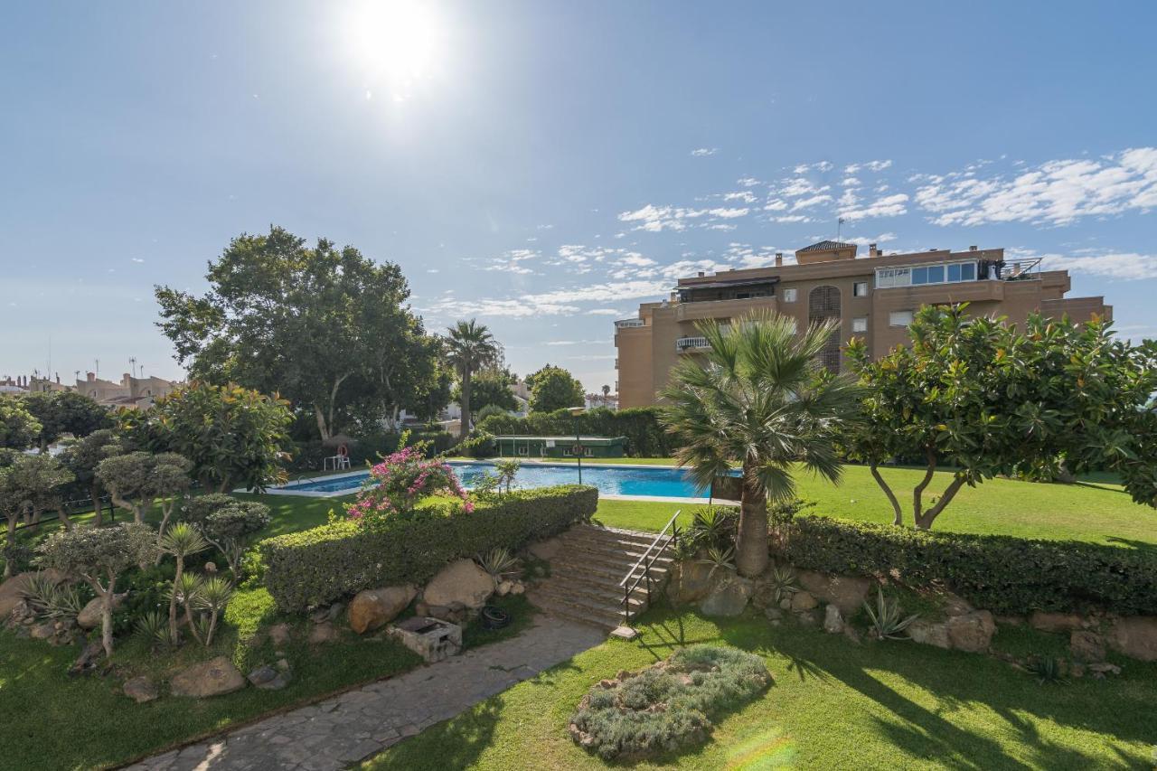 Suite Homes Hesperides Garden Beach Malaga Luaran gambar
