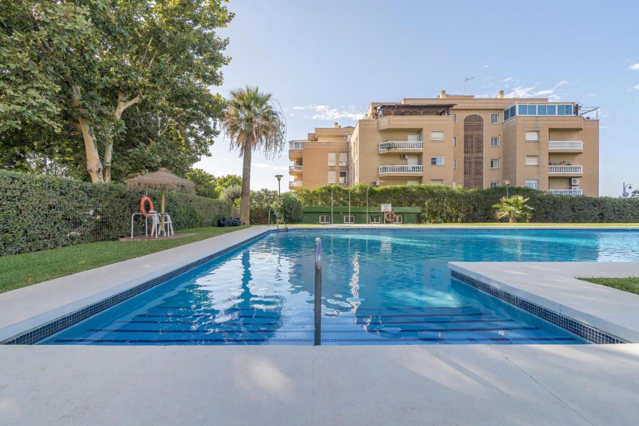 Suite Homes Hesperides Garden Beach Malaga Luaran gambar