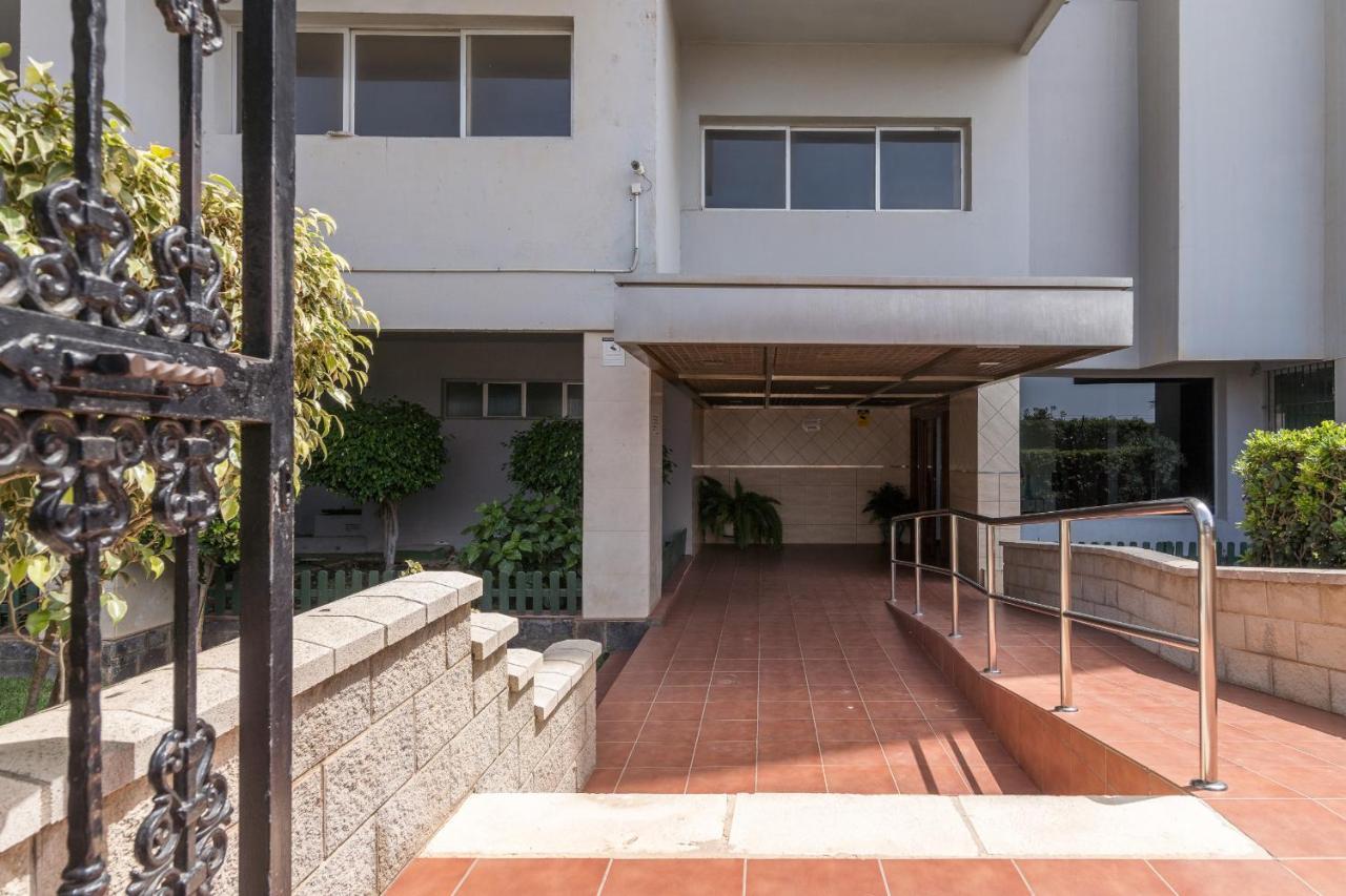 Suite Homes Hesperides Garden Beach Malaga Luaran gambar