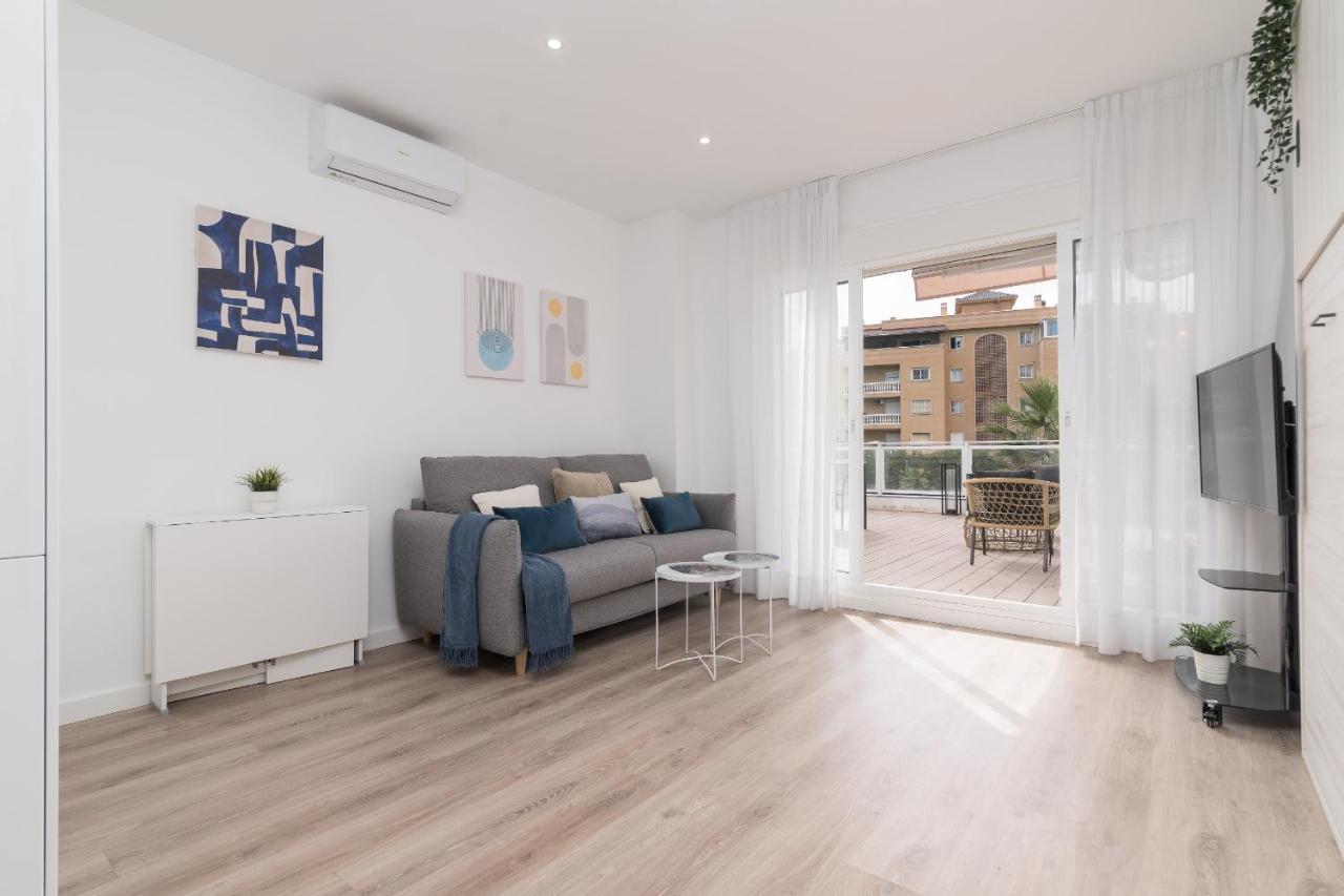 Suite Homes Hesperides Garden Beach Malaga Luaran gambar