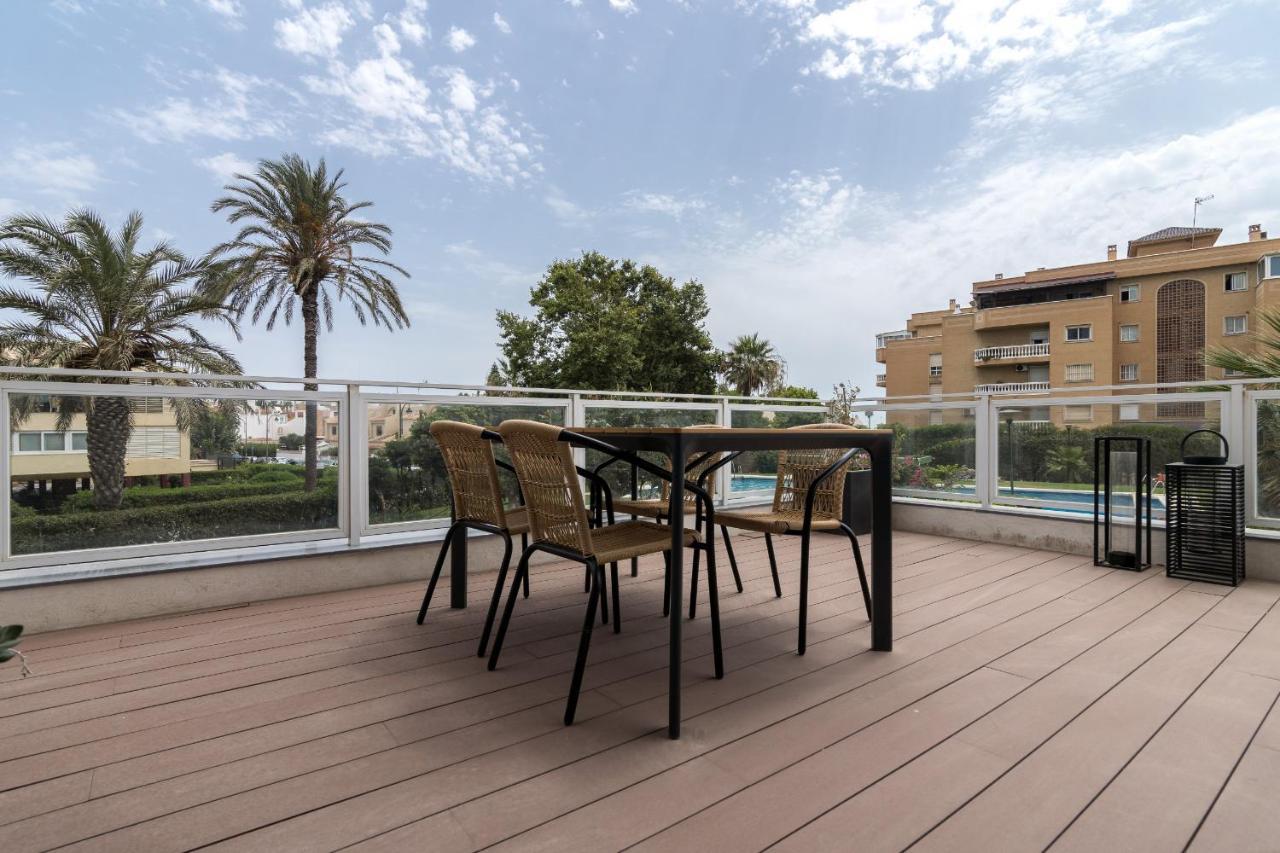 Suite Homes Hesperides Garden Beach Malaga Luaran gambar