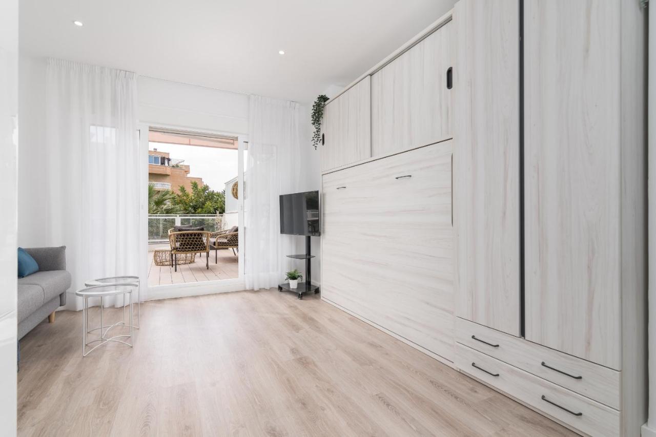 Suite Homes Hesperides Garden Beach Malaga Luaran gambar