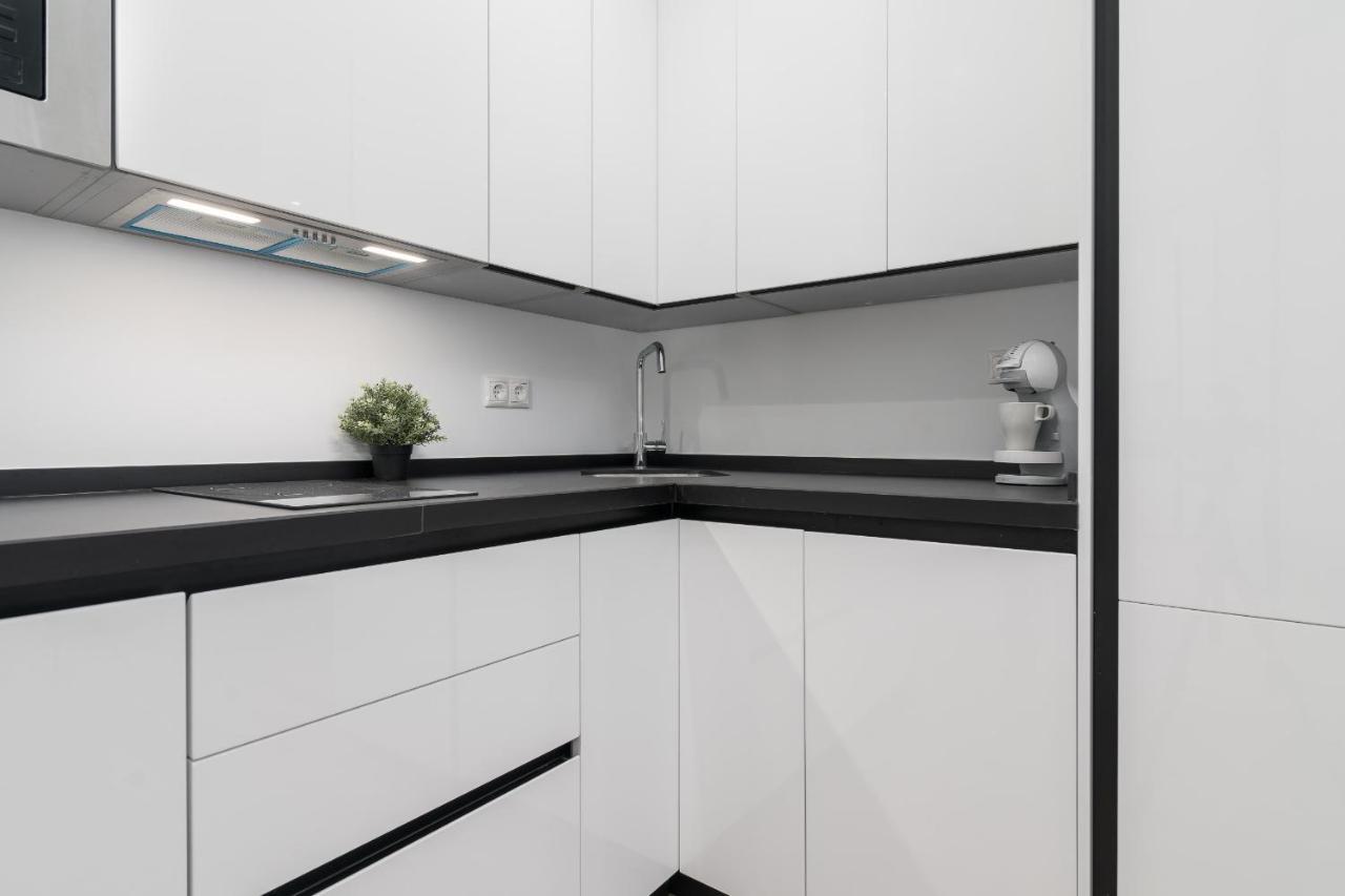 Suite Homes Hesperides Garden Beach Malaga Luaran gambar