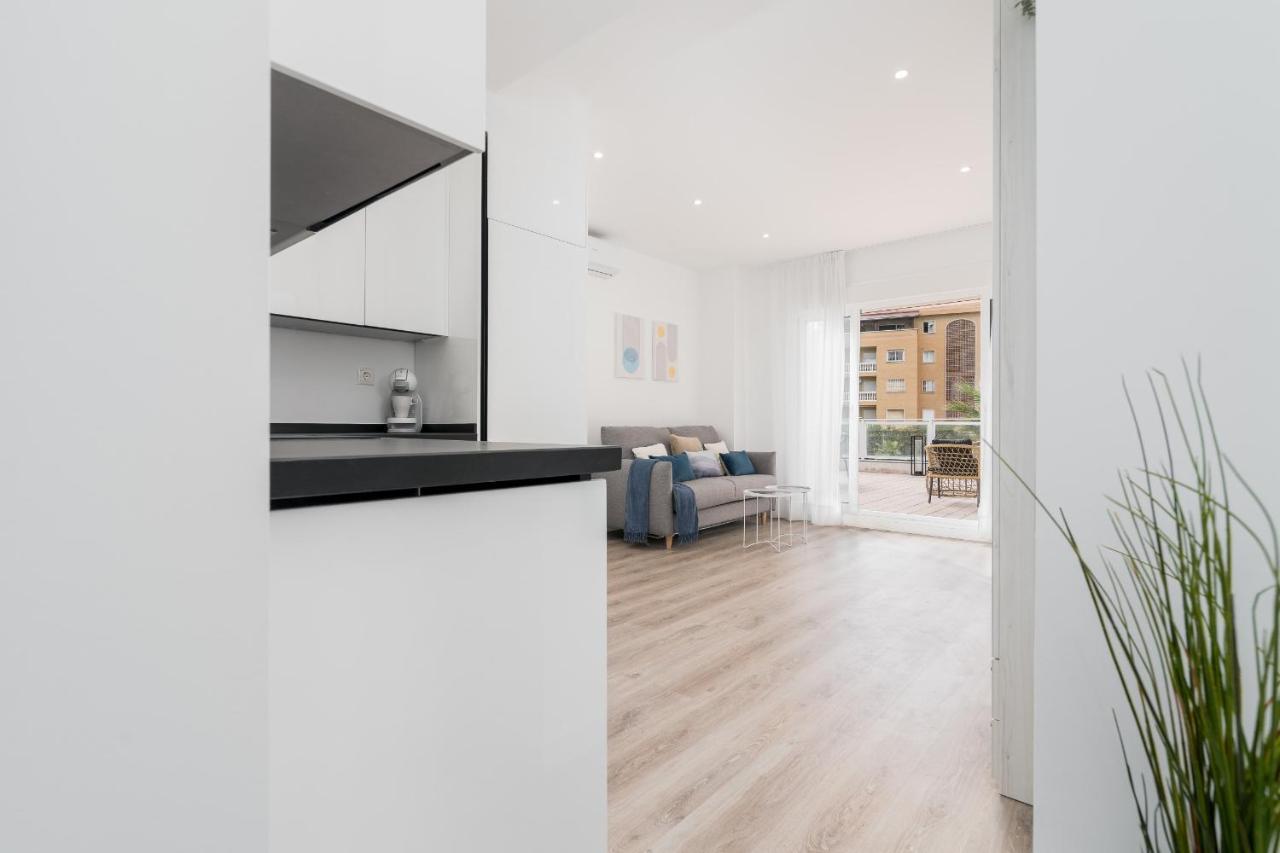 Suite Homes Hesperides Garden Beach Malaga Luaran gambar